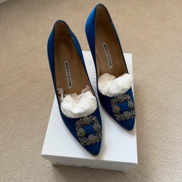 Manolo Blahnik Royal Blue Heels with Embellishments - Picture 3 of 9